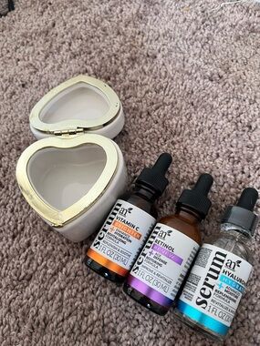 Vitamin C Brightening Concealer Serum - White/Gold